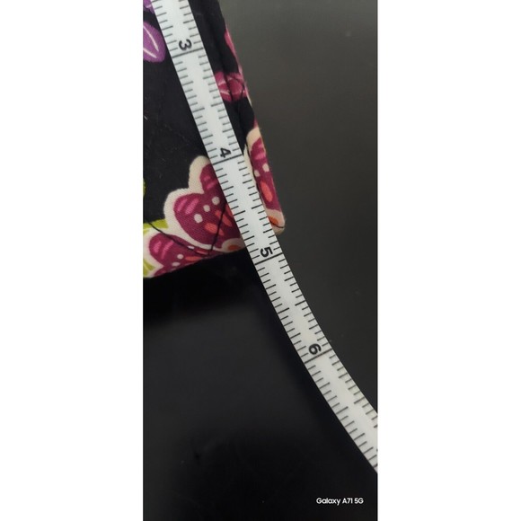 * Vera Bradley  Floral Smartphone Wristlet - Picture 6 of 6